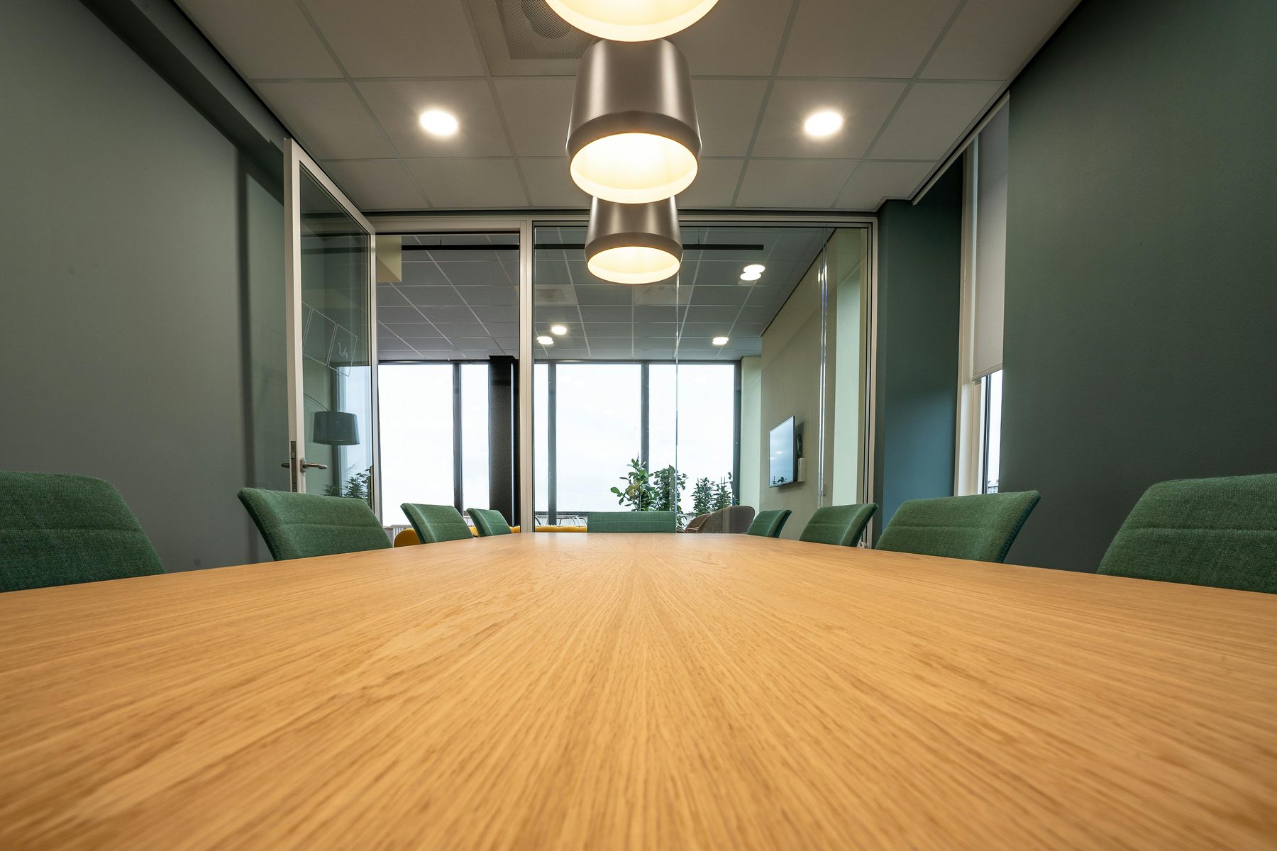 Conference room and advisory setting